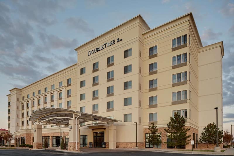 DoubleTree by Hilton Denver International Airport, CO — building
