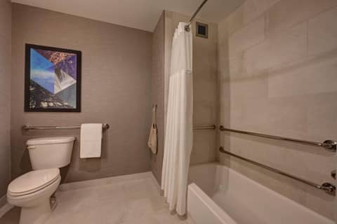 DoubleTree by Hilton Denver International Airport, CO — photo 9