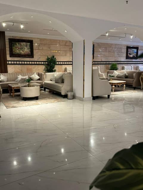 Diva Serviced Apartments — recepcion & lobby
