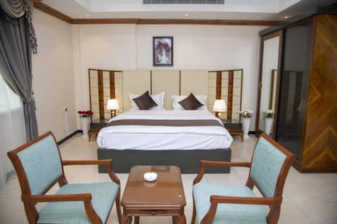 Diva Serviced Apartments — hotel room