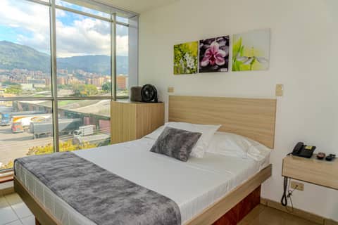 Hotel Alcaravan Medellín — photo 3