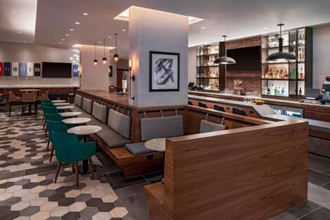 Hyatt Place Indianapolis Downtown — photo 8