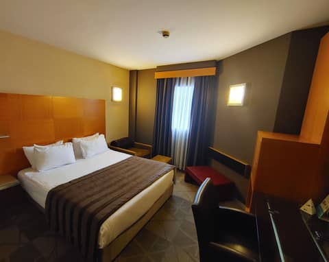 Point Hotel Taksim — photo 7