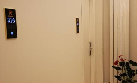 CSI Group - Hotel Metropoli — photo 5