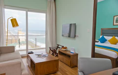 Ocean Edge Suites & Hotel Colombo — photo 8
