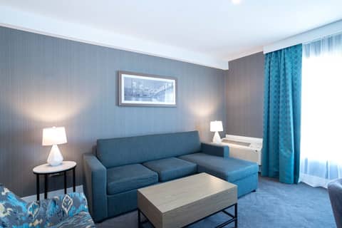 Sandman Signature Calgary Airport Hotel — photo 2
