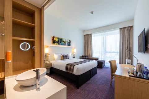Premier Inn Dubai Dragon Mart — photo 7