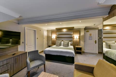 Holiday Inn - Manchester - Oldham by IHG — photo 4