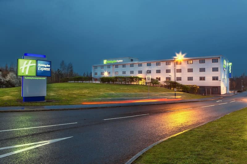 Holiday Inn Express Manchester Airport by IHG — photo 1