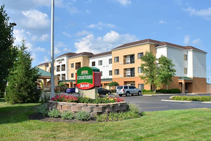 Courtyard by Marriott Indianapolis South — building