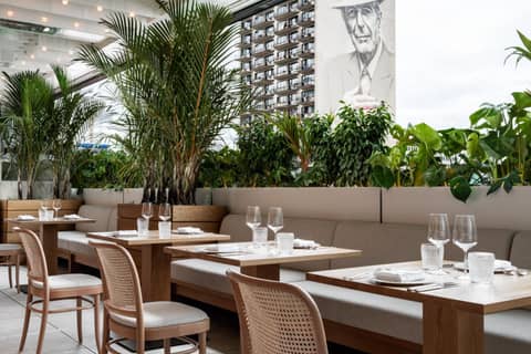 Four Seasons Hotel Montreal — photo 2