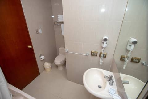 Miraflores Colon Hotel — photo 6