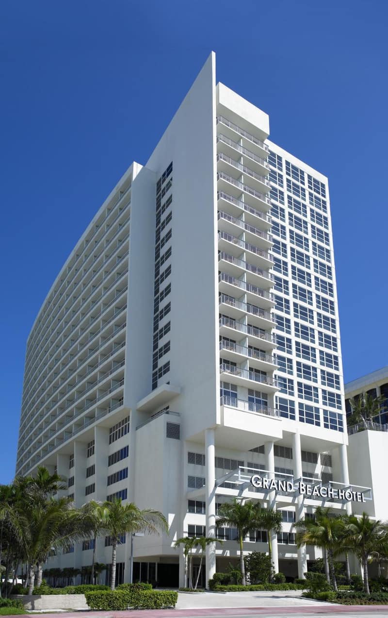 Grand Beach Hotel — building