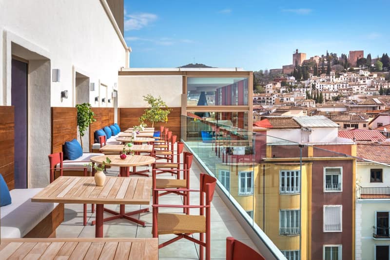 Meliá Granada — balance & terrace