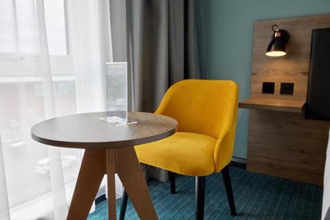 Holiday Inn - the niu, Loom Manchester North by IHG — photo 3