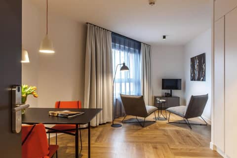 smartments Wien Hauptbahnhof - Serviced Apartments — hotel room