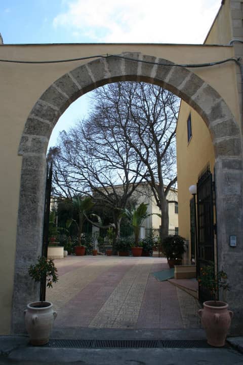 Hotel d'Orleans — other