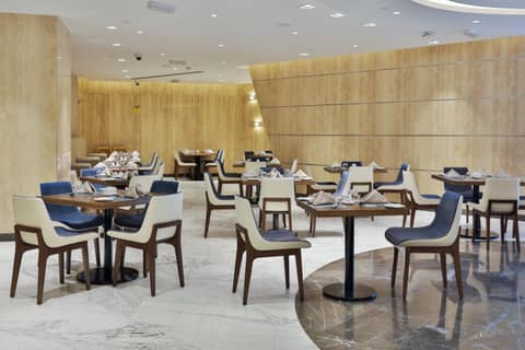 VIP Hotel Doha Qatar — photo 9