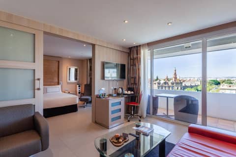 Meliá Sevilla — hotel room