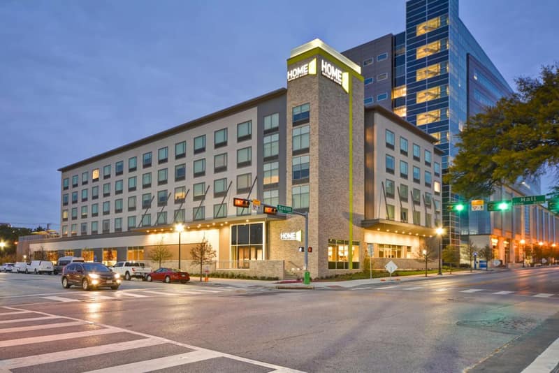 Home2 Suites by Hilton Dallas Downtown at Baylor Scott & White — building