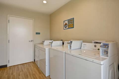Home2 Suites by Hilton Dallas Downtown at Baylor Scott & White — photo 6