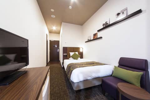 Double Room with Small Double Bed - Non-Smoking — the supplier's photographs — photo 1