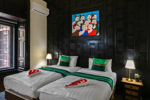Andrassy Thai Hotel — bedroom