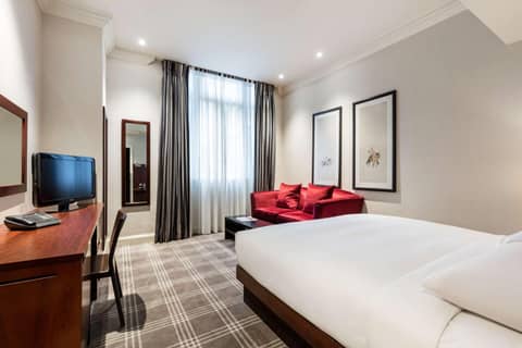 Radisson Blu Hotel London South Kensington — hotel room