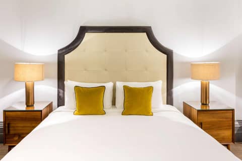 Radisson Blu Hotel London South Kensington — hotel room