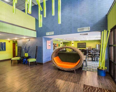 Comfort Inn & Suites Lantana - West Palm Beach South — photo 6