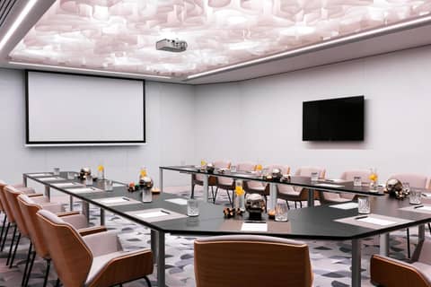 Renaissance Warsaw Airport Hotel — photo 6