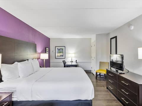 La Quinta Inn by Wyndham Miami Airport North — photo 3