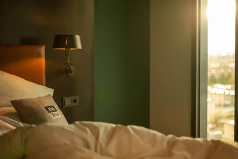 Holiday Inn - the niu Fender Amsterdam — bedroom