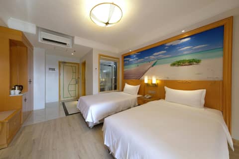 ROYAL J HOTEL — photo 2
