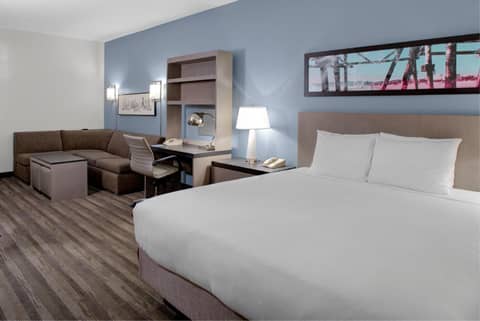 Hyatt House Dallas Lincoln Park — hotel room