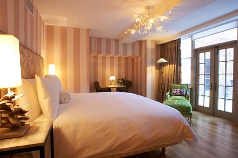 Deluxe Room, 1 King Bed (Spa, Pool, Gym - Woman Only) — the supplier's photographs — photo 1