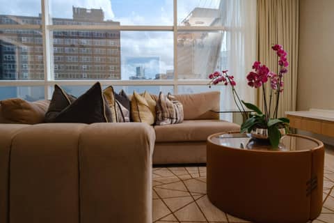 The Lowry Hotel Manchester — hotel room