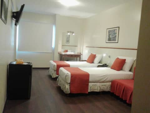Alpino Hotel — hotel room