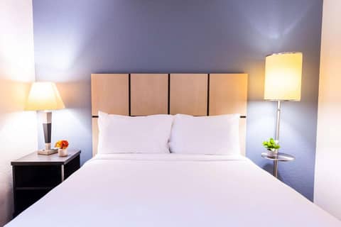 Sonesta Simply Suites Austin The Domain Area — photo 8