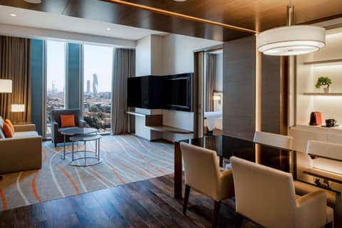 DoubleTree Suites by Hilton - Riyadh Financial District — photo 9