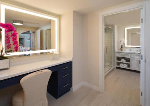 Resort at Longboat Key Club — bathroom