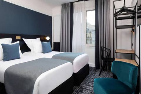 Maison 46 — hotel room