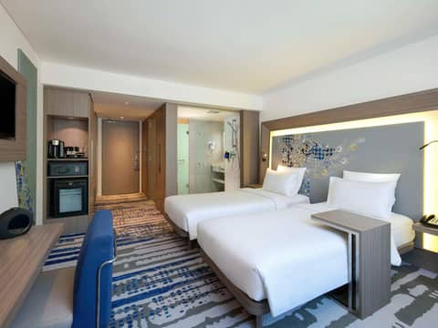 Novotel Bali Ngurah Rai Airport — hotel room