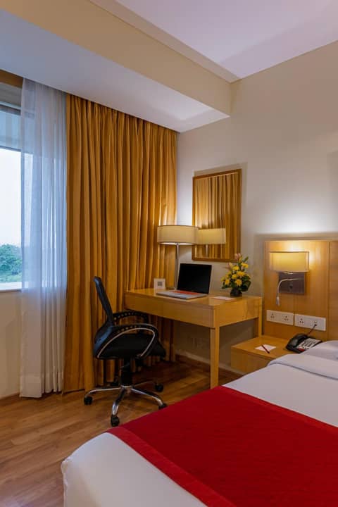 Connect Room (Guaranteed Late Check-out ,Enjoy Happy Hours with 1+1 offer on Alcoholic Beverages and Soft Beverages,20% off on Food & Beverage services,20% Off on Laundry service) — the supplier's photographs — photo 1