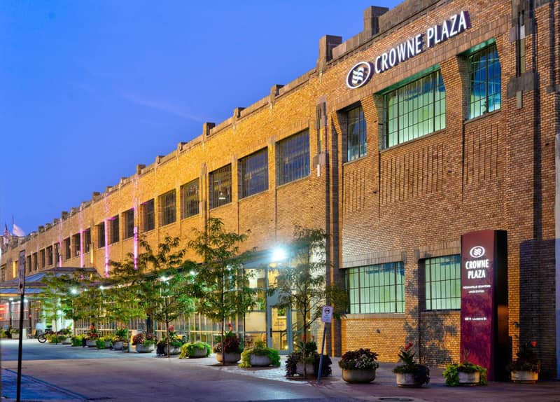 Crowne Plaza Indianapolis-Dwtn-Union Stn by IHG — building