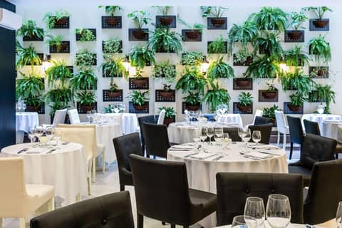 Aera Rio de Janeiro Copacabana — dining