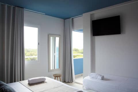 YOU & CO. Saler Beach Boutique — hotel room