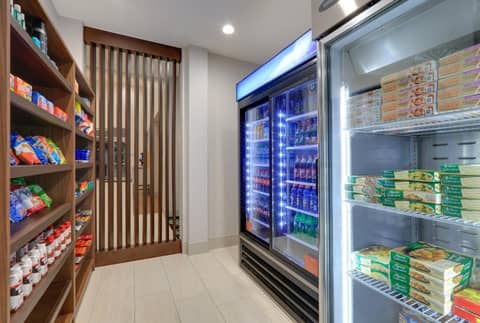 Holiday Inn Express & Suites - Dallas NW HWY - Love Field by IHG — photo 2
