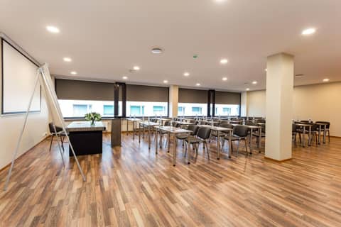 Hotel Dzingel — meeting & event spaces