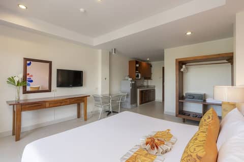 Bella Villa Pattaya 3rd Road — photo 8